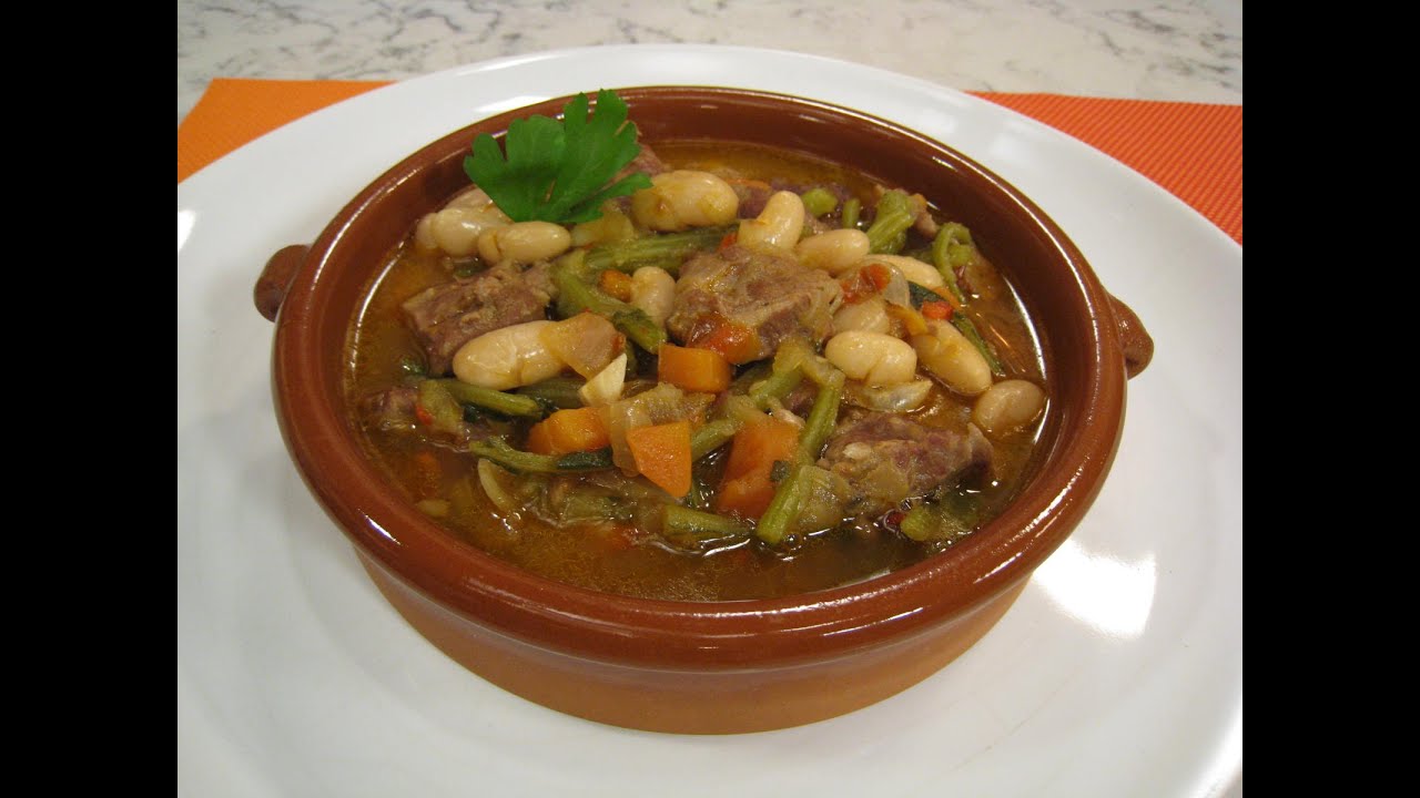 Cómetelo | Potaje de alubias con carrilleras