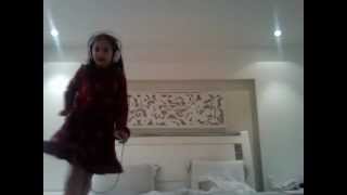 Nina Dança Mamma Mia