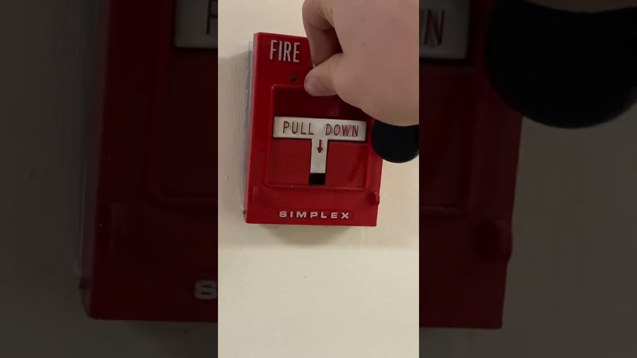 Very Loud Old Fire Alarm Horn
