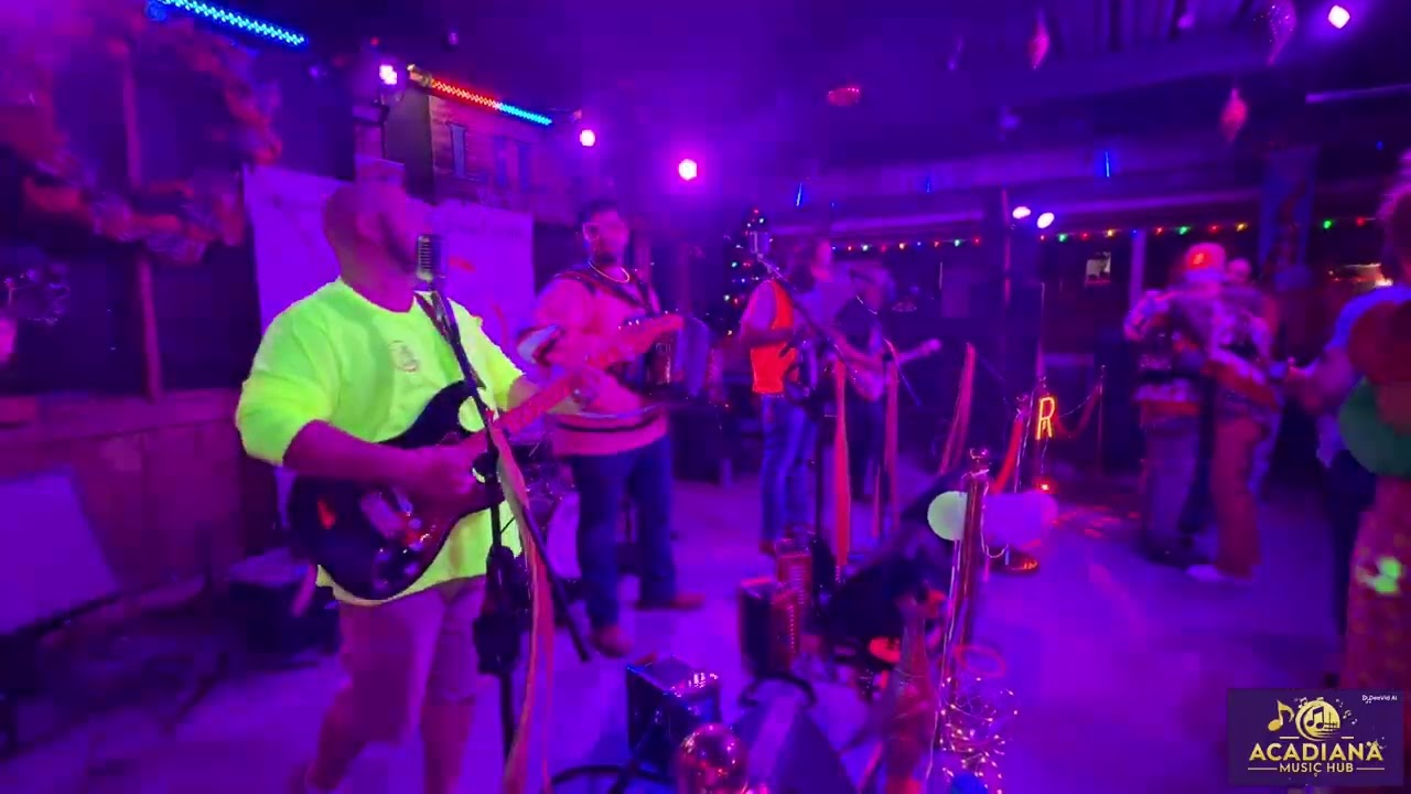 Cajun Roots Band Live at Lil's On The Teche