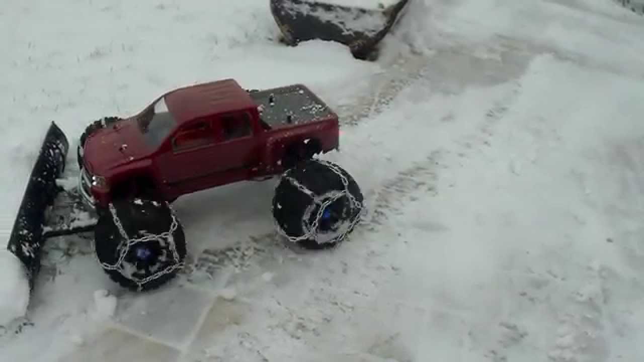 Traxxas EMaxx Snowplough. 47cm snow plough radio controlled. Snow