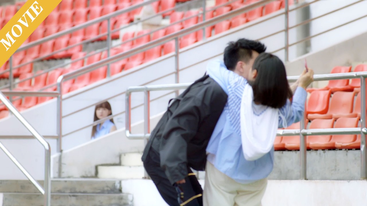 💞【MOVIE】灰姑娘當眾親吻霸總，心機女看到嫉妒瘋了 #伦理 #电视剧