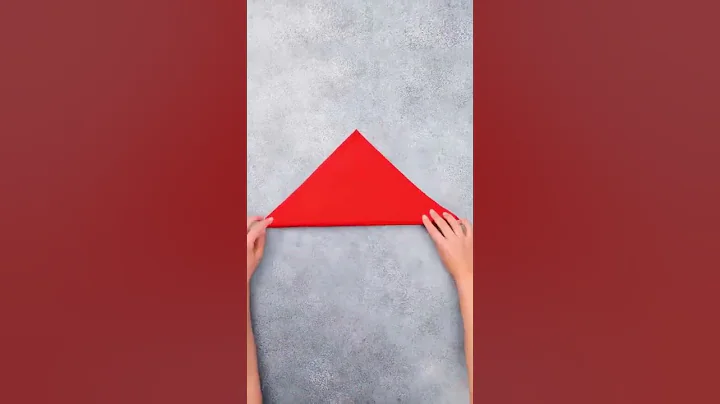 Easy napkin folding techniques you can try 😉💜 #napkings #tablesetting #short ⠀