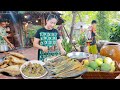 Mommy Sros make dried fish&#39;s stomach for soup, My son Darik help collect mango | Cooking with Sros