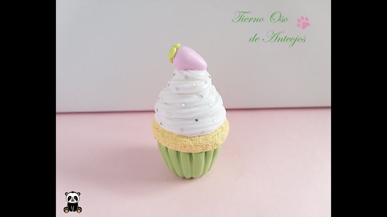 Cupcake en porcelana fria/ Polymer clay 🧁🧁🧁🧁