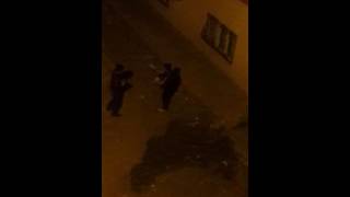 Muşta Bali Çeken Çocuklar.