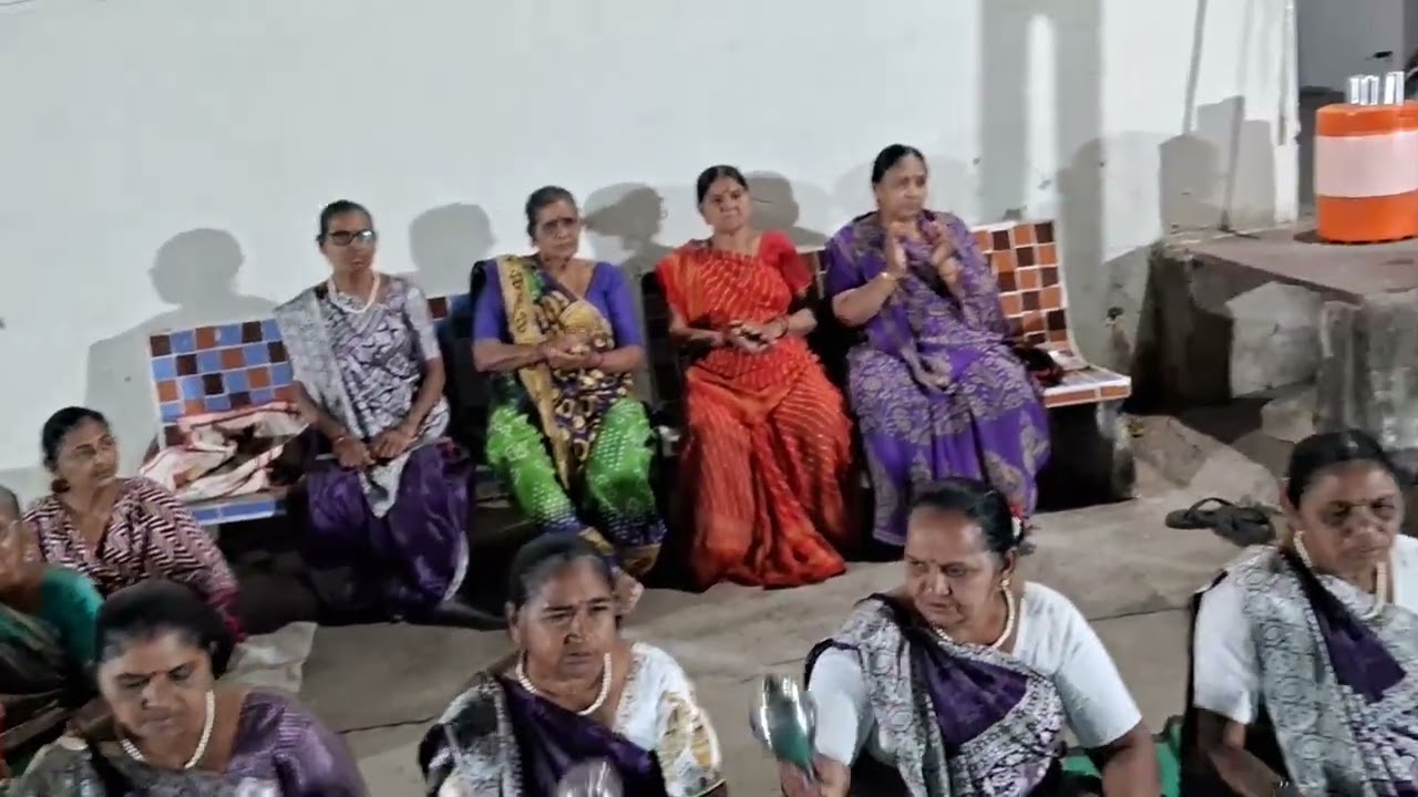 ચંદ્ર લોક માં પ્રવીણભાઈ ના ધેર ગણપતિ ના વધામણા મોબાઈલ  નંબર, 9913933909,આ નંબર  પર  સંપર્ક  કરો