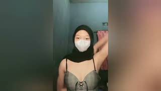 New Asia Beatiful Hijab Live Style 04 Periscope No Bra 