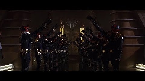 JUDGE DREDD (Alan Silvestri - 1995) : "Judgment Day"