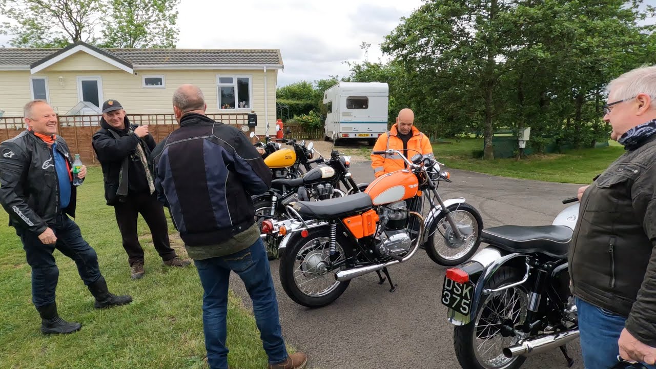 3 Royal Enfields - Royal Enfield Sound Competition - Stonham Barns Bike Night