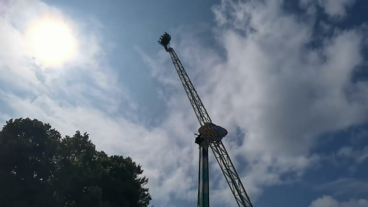 Manège Booster - Fête Foraine de Nevers 2025