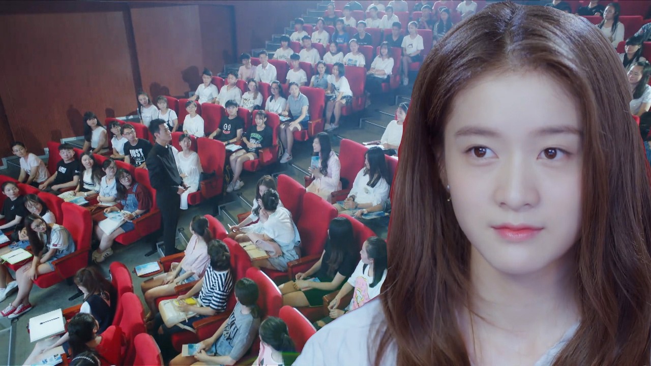 🎈【MOVIE】眾人都以為霸總不近女色，卻不知他的女友在台下，竟是她！ #好看中国电视剧 #爱情 #泡沫之夏