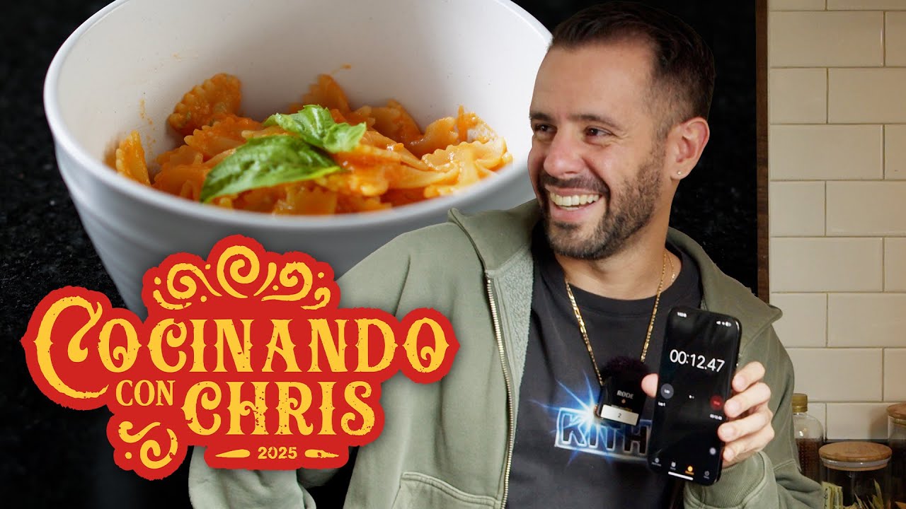 Preparando una PASTA POMODORO | Cocinando con Chris