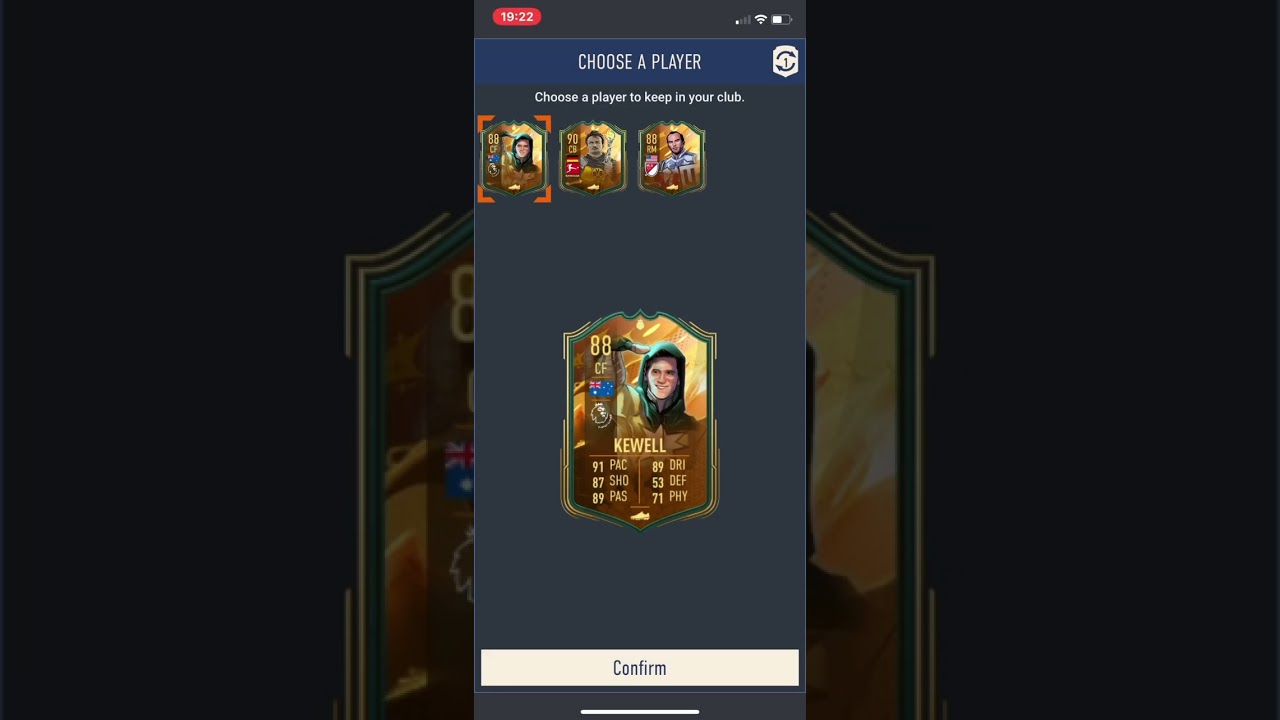 Opening my base or World Cup 87+ hero pick ! 
