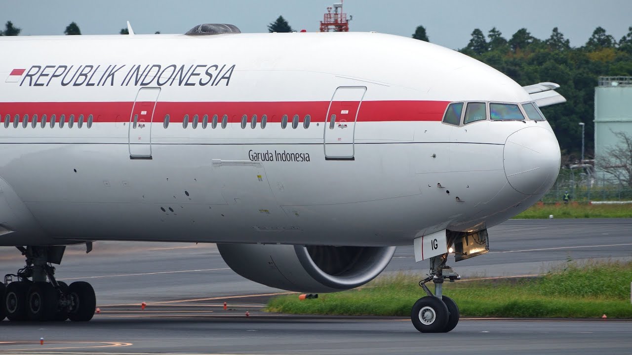 Garuda Indonesia Boeing 777-300ER PK-GIG Landing at Narita 34R | NRT/RJAA