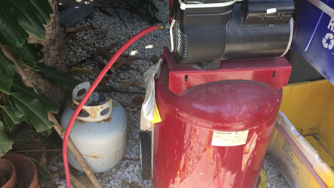 How to connect a hose to your air compressor - YouTube