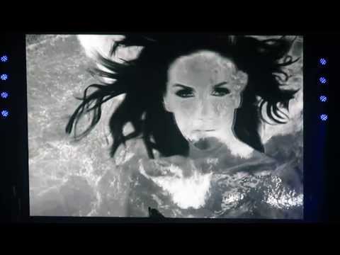 Natalia Oreiro - Куда исчезает тот ласковый мир (Moscú, 10.12.2013)