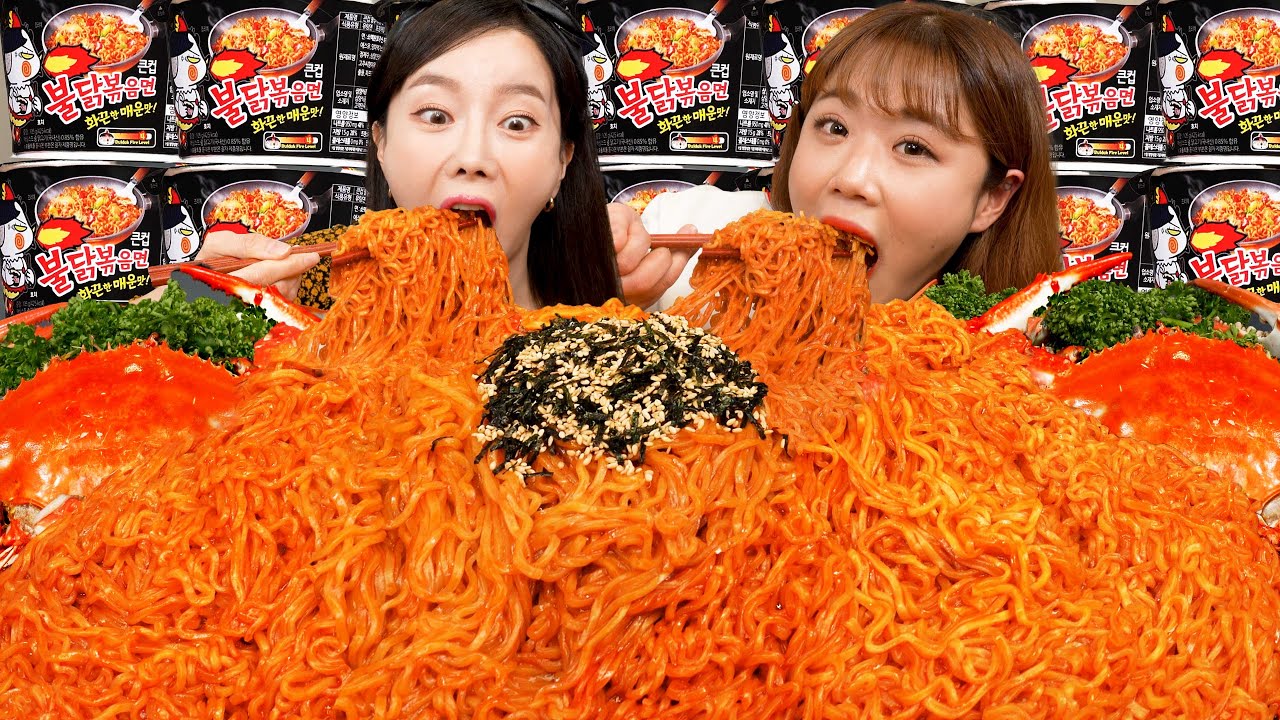 [Mukbang ASMR] 20 CUPS OF FIRE NOODLES CHALLENGE !!🔥 Korean spicy ramen seafood eatingshow Ssoyoung