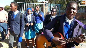 kure kure cover by zengeza 1 high students at let them arts schools festival.
