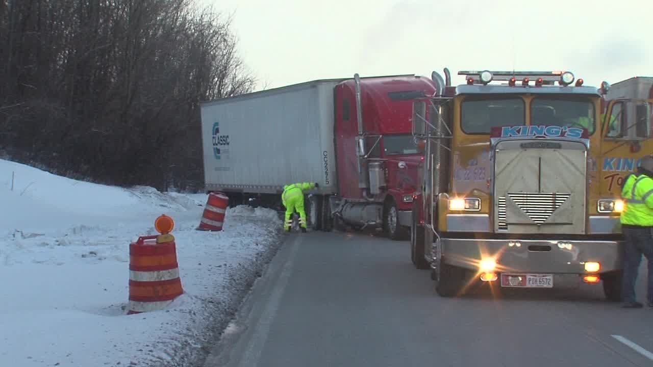 i90 Tractor trailer jack knife YouTube