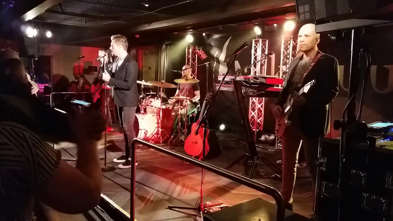 Taikakuu - Neiti Kevät