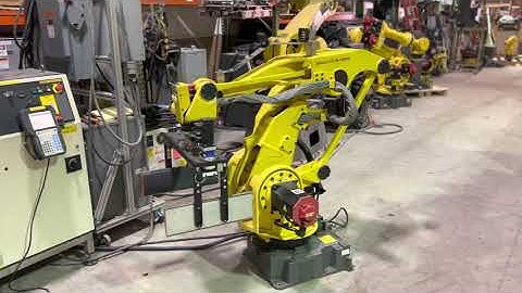 Fanuc M420iA Robot with R30iA Controller, E27844