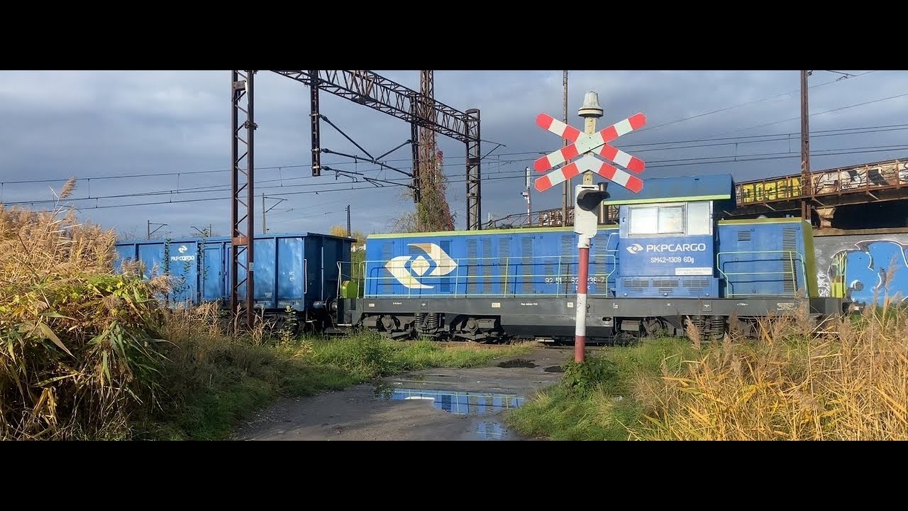 [UNIKAT] Dworzec Świebodzki, przejazd kolejowy i pociągi towarowe EHZ-13, [4K]