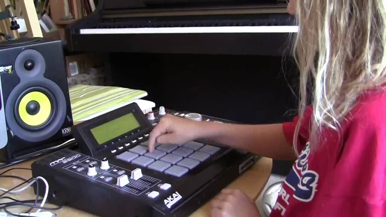 Diana (10 years old) shows her MPC 