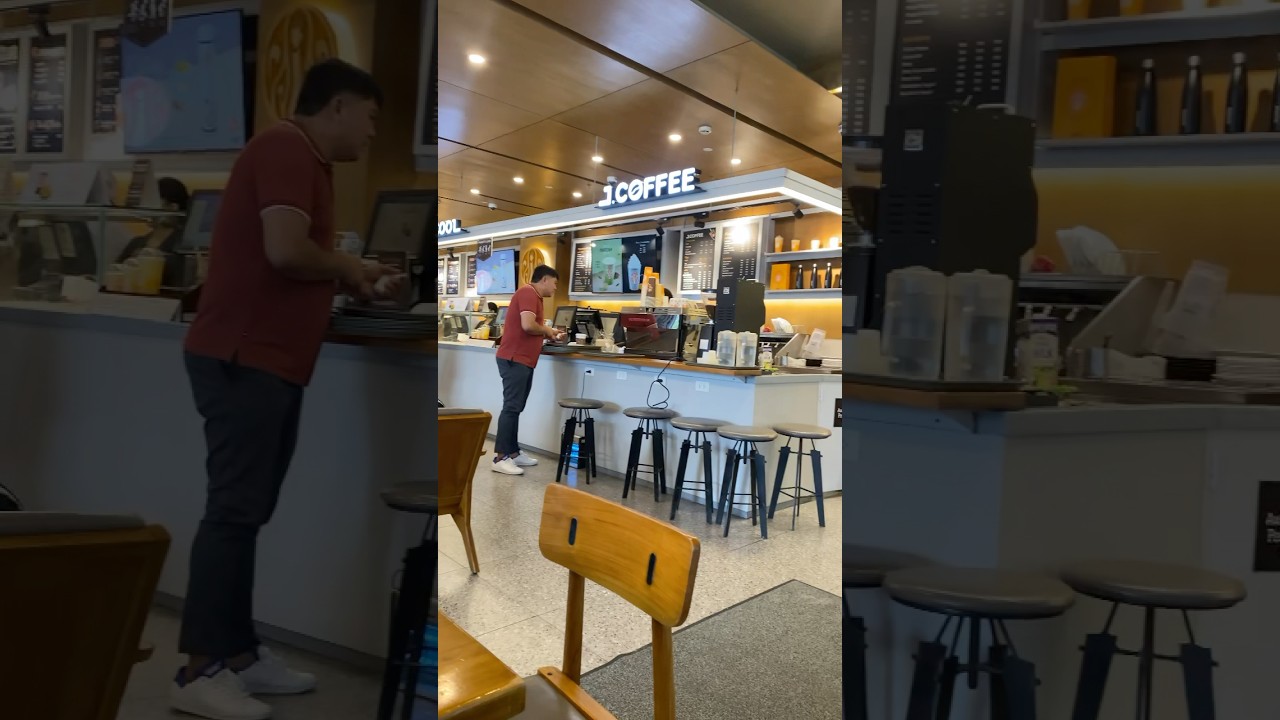 JCO DONUTS AND COFFEE, Ayala Center, Makati. 