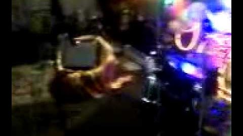 Reamping Vox for Thundr Villain - reverse DI box reamp trick