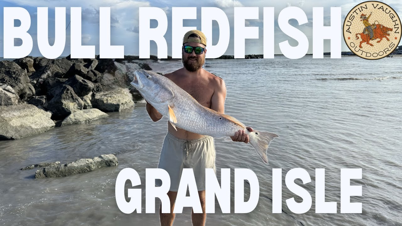 Catching Big Bull Redfish in Grand Isle - YouTube