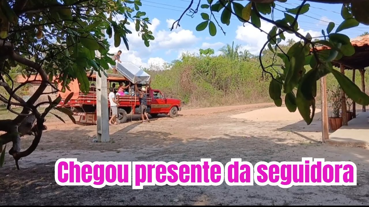 Olha esse presente que chegou na casinha de taipa:Super recebido