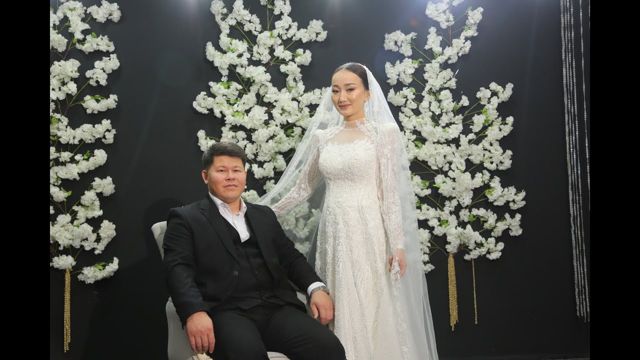 ISLAMBEK & PERIZAT JASLAR TOYI