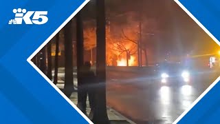 BREAKING: Fire temporarily shuts down Aurora Bridge