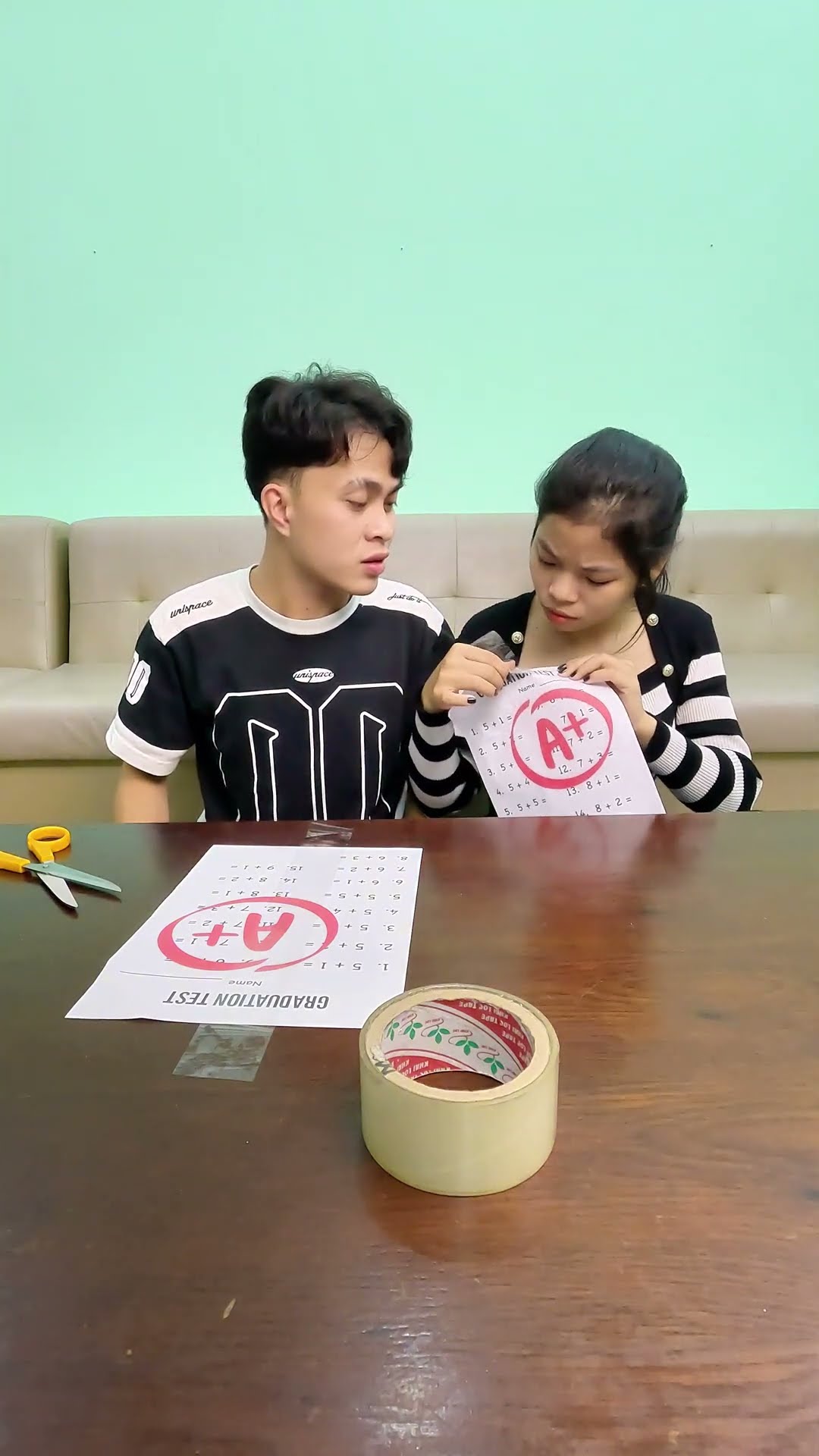 ACC - Mẹo Gỡ Băng Keo Đúng Cách || Tips For Removing Tape Properly. #funny #trollteam #trending
