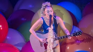 Miley Cyrus - You Are My Sunshine Live The Milky Milky Milk Tour Detroit