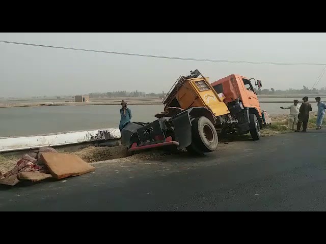 Rangpur Khushab oil tanker leekage