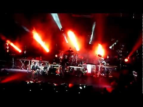 The Cure - Killing An Arab (Clip - Live 2011)