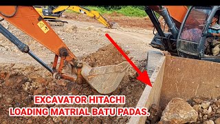 Excavator Hitachi Loading matrial batu Padas !! Dump truck muat matrial batu Padas.