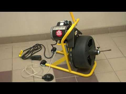 How to Unclog a Drain Using a Cobra 40 Series Cable Drum Machine 