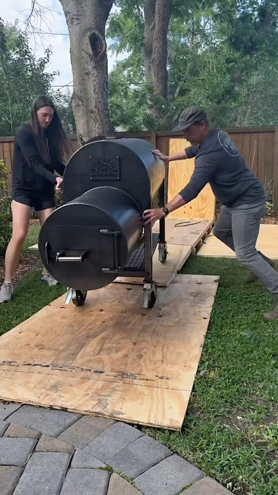 Offset smoker delivery! This was my top performing video of 2023. #bbq #offsetsmoker #beef #brisket
