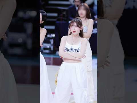 Burning Up~🔥🎶 part.1 (김나연 치어리더)