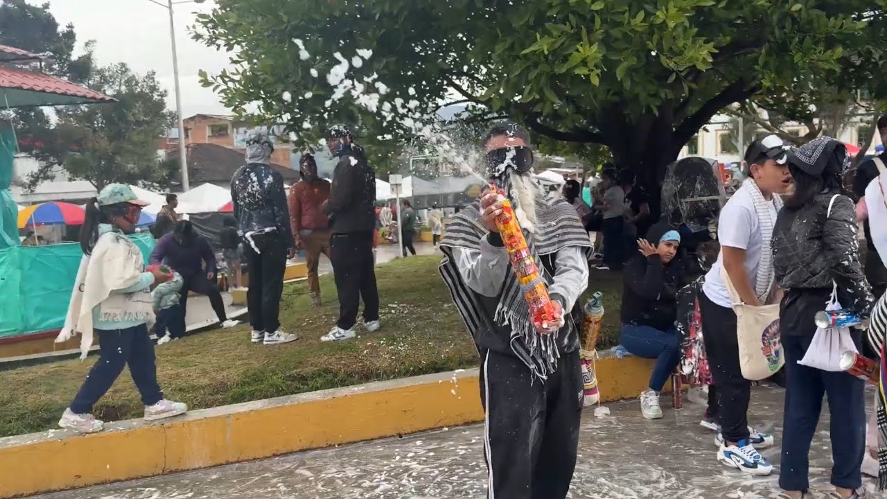 Carnaval de Negros y Blancos / Sibundoy / ŠIALENÝ ZÁŽITOK