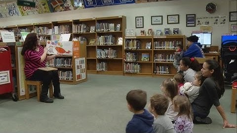 Volunteer Shares Passion of Reading
