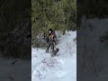 ИДЕМ С ЖЕШОЙ НА ЛЫЖАХ ПО НЕБОЛЬШОМУ НАСТУ,ЛЫЖИ КАТЯТ ХОРОШО