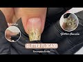 Aplicando glitter flocado na fibra de vidro