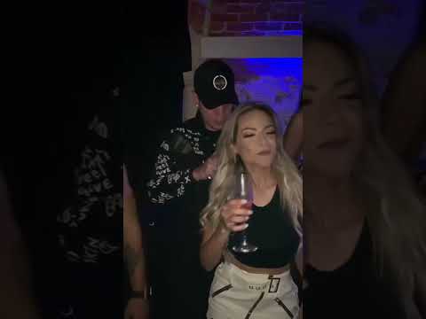 Salvando a mi amiga en la rumba !