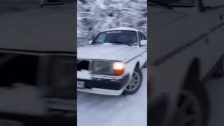 Типичная поездка на Volvo 240