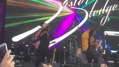 Dean Fowler dance with Sister Sledge @ Lets Rock S...