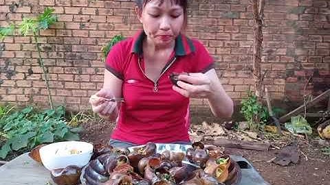 Ốc bươu nướng tiêu xanh mỡ hành siêu cay ngon khó cưỡng